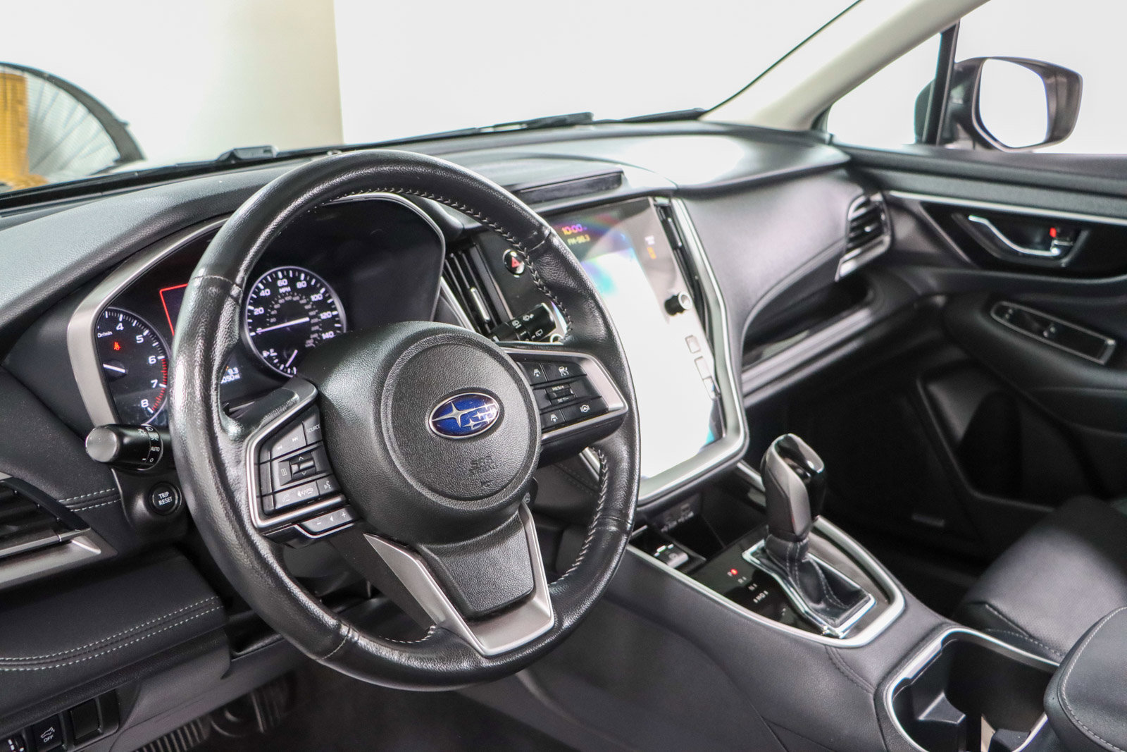 Used 2023 Subaru Outback Limited image 23