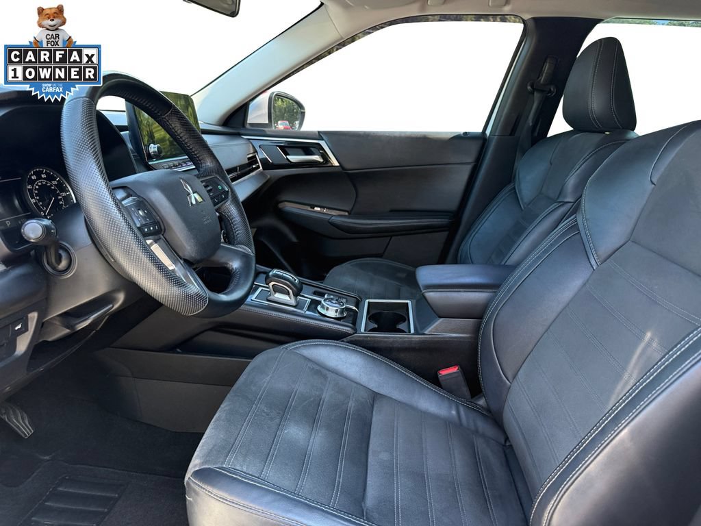 Used 2023 Mitsubishi Outlander SE AWD/4WD image 9