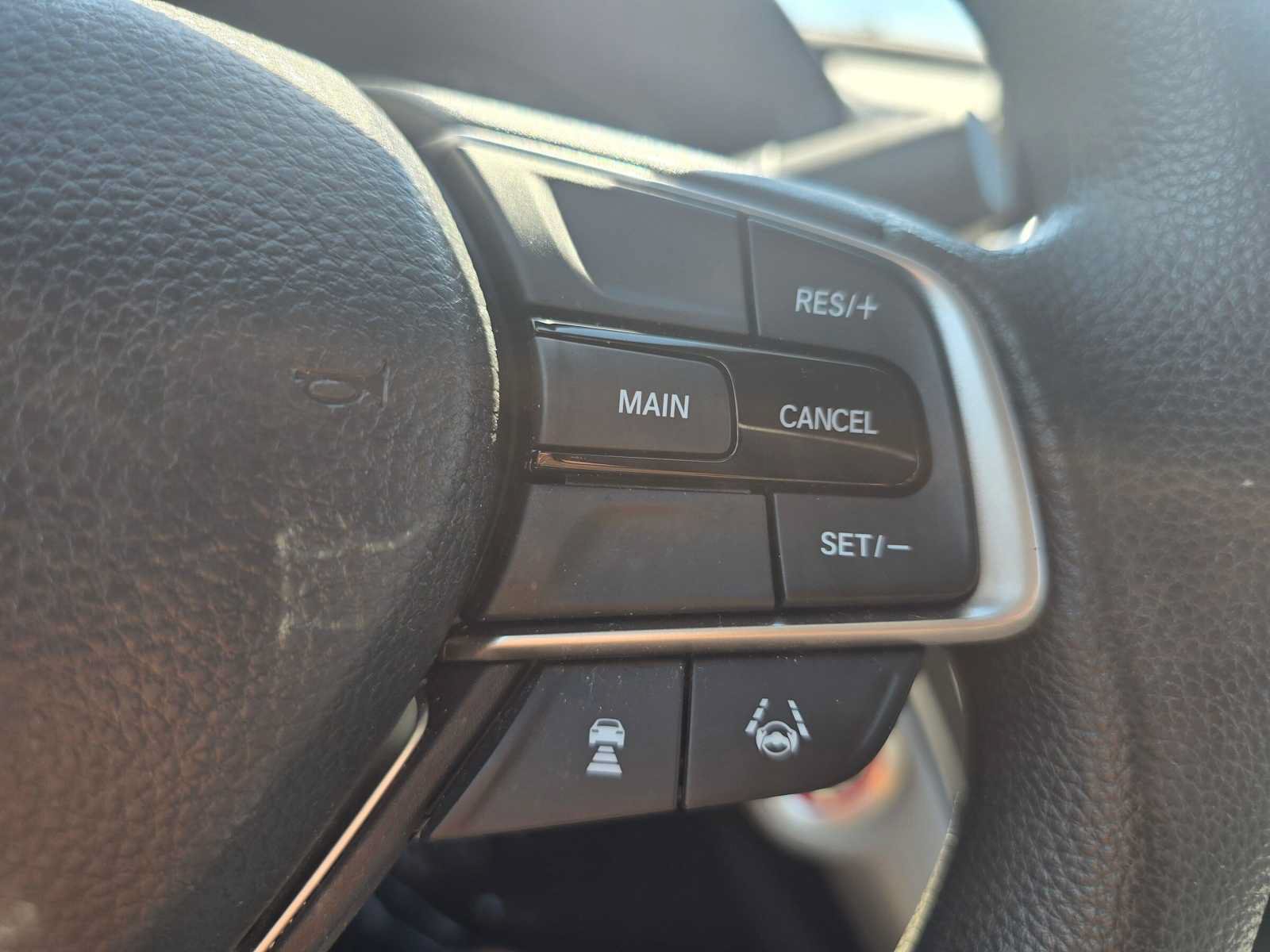 Used 2020 Honda Accord EX image 32