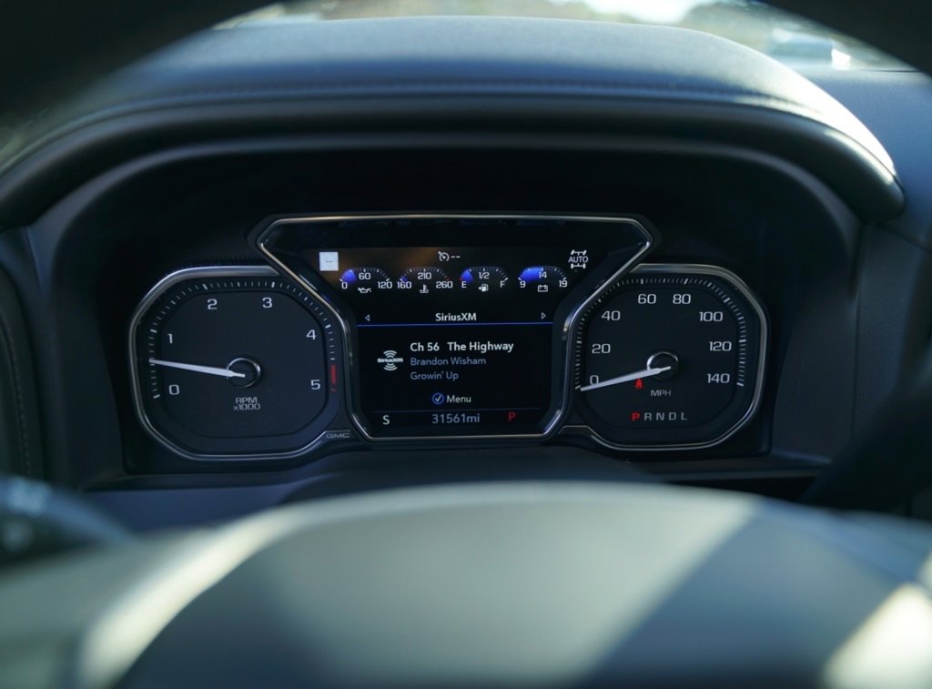 Used 2022 GMC Sierra 2500 Denali w/ Denali Black Diamond Edition image 17