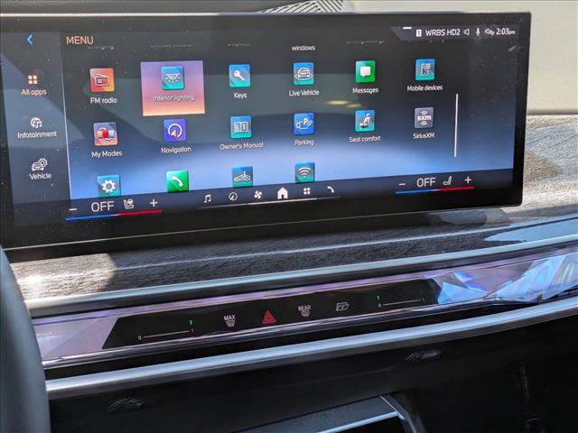 Used 2025 BMW 750e xDrive w/ Executive Package AWD/4WD image 15