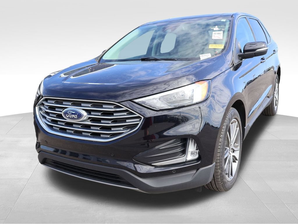 Used 2024 Ford Edge Titanium AWD/4WD image 2