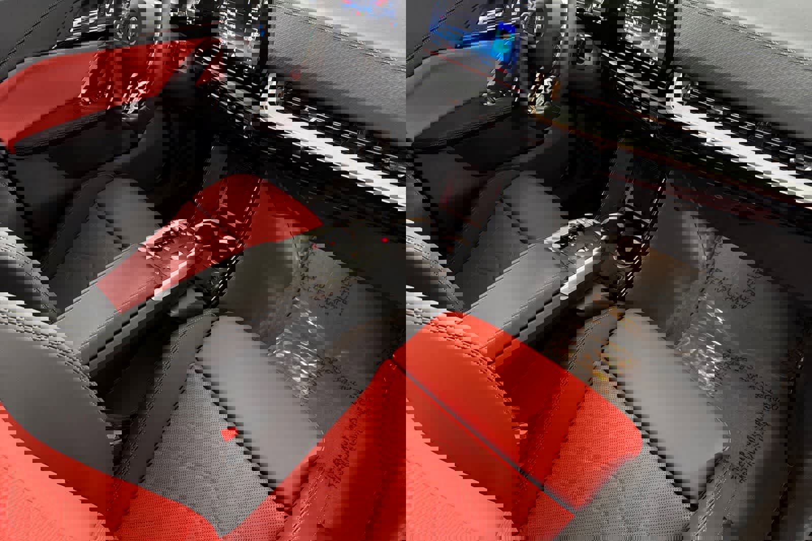 Used 2025 BMW X2 xDrive28i w/ M Sport Package image 16