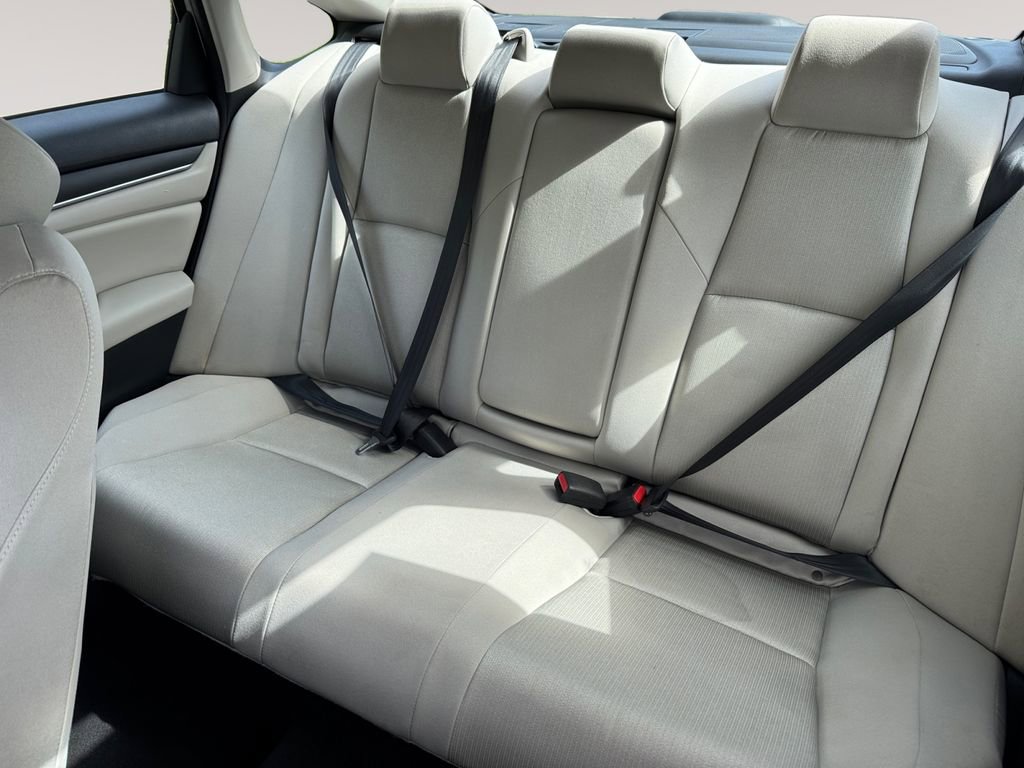 Used 2018 Honda Accord LX image 13