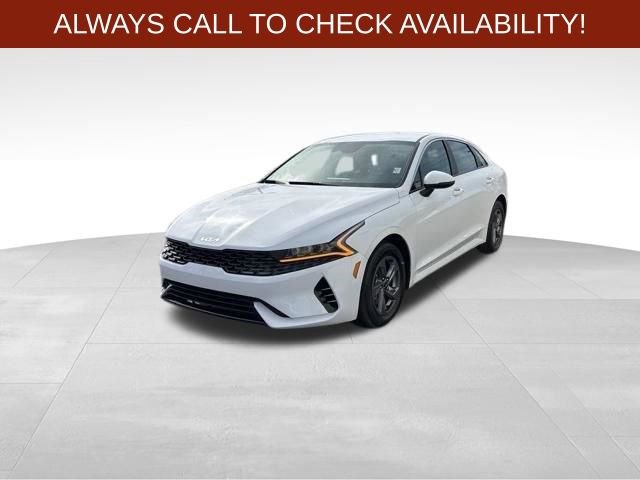 Used 2023 Kia K5 LXS image 3