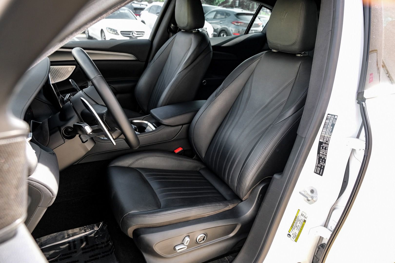 Used 2023 Maserati Grecale GT AWD/4WD image 35