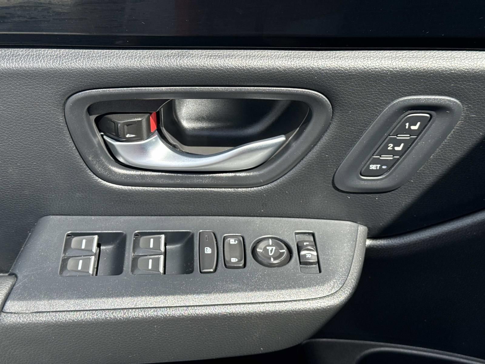 Used 2025 Honda Pilot EX-L image 20