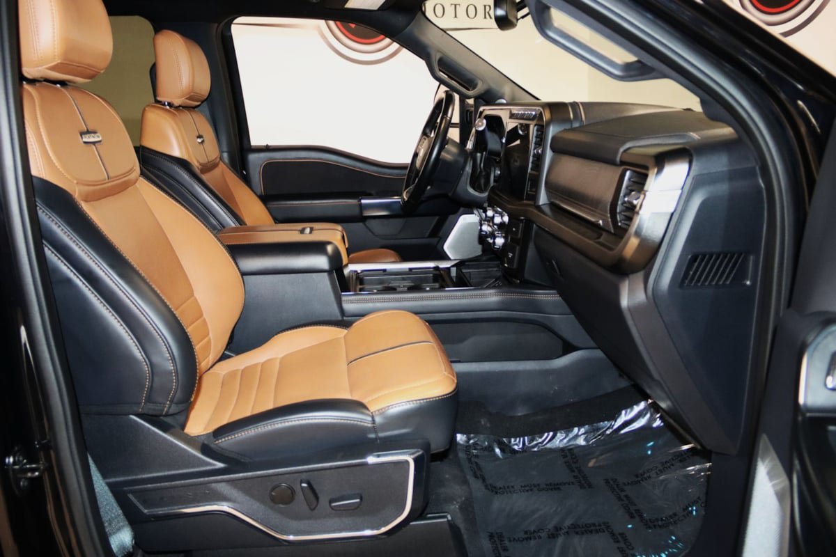 Used 2023 Ford F250 Platinum w/ FX4 Off-Road Package AWD/4WD image 69