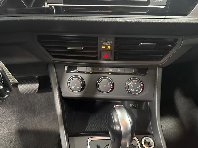 Used 2019 Volkswagen Jetta FWD image 25