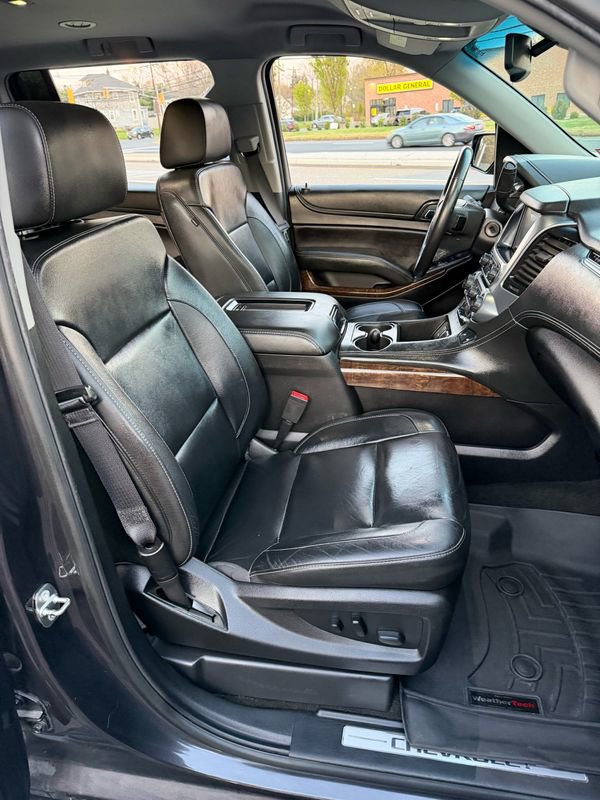 Used 2018 Chevrolet Suburban LT AWD/4WD image 15