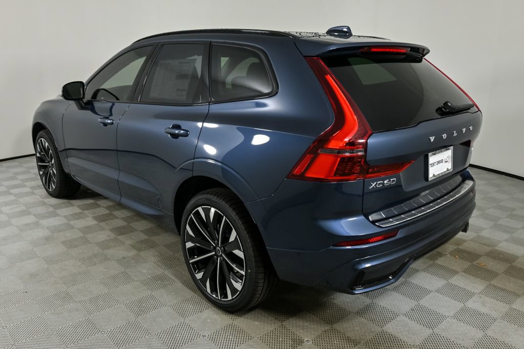 New 2026 Volvo XC60 B5 Ultra w/ Protection Package Premier image 3