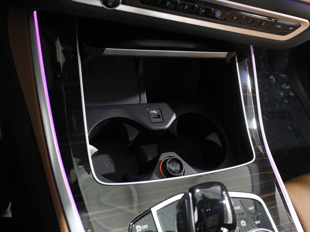 Certified 2023 BMW X5 xDrive40i w/ M Sport Package image 17