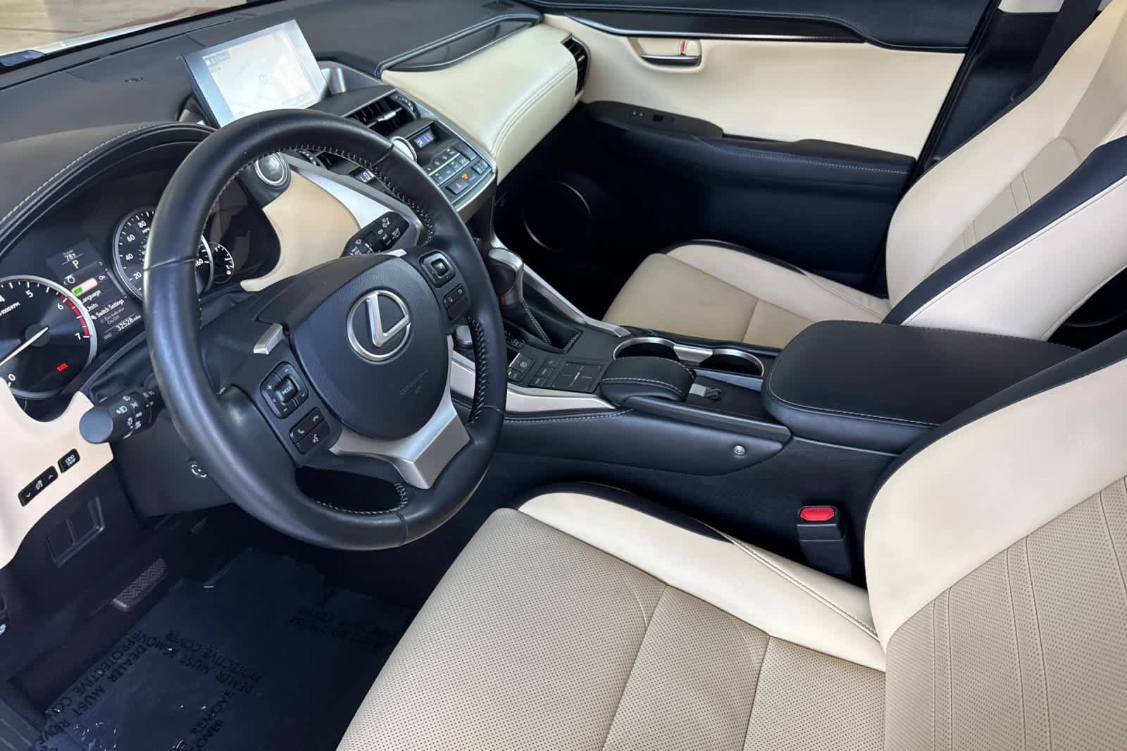 Used 2017 Lexus NX 200t AWD w/ Premium Package image 11