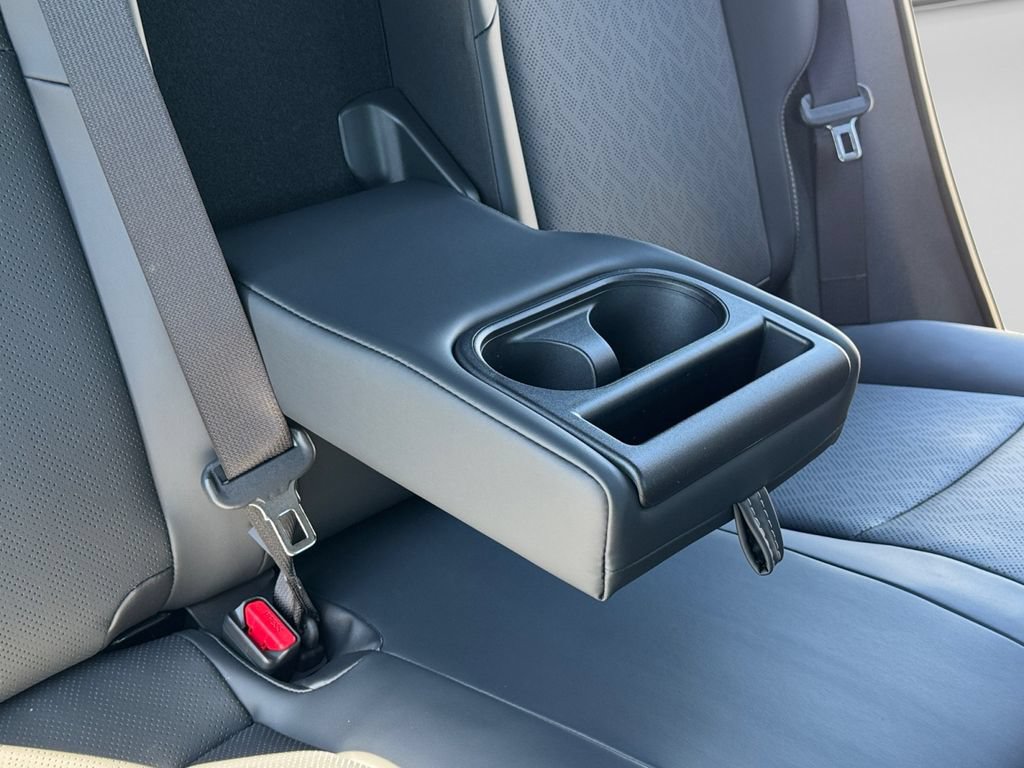 New 2026 Subaru Solterra AWD/4WD image 30
