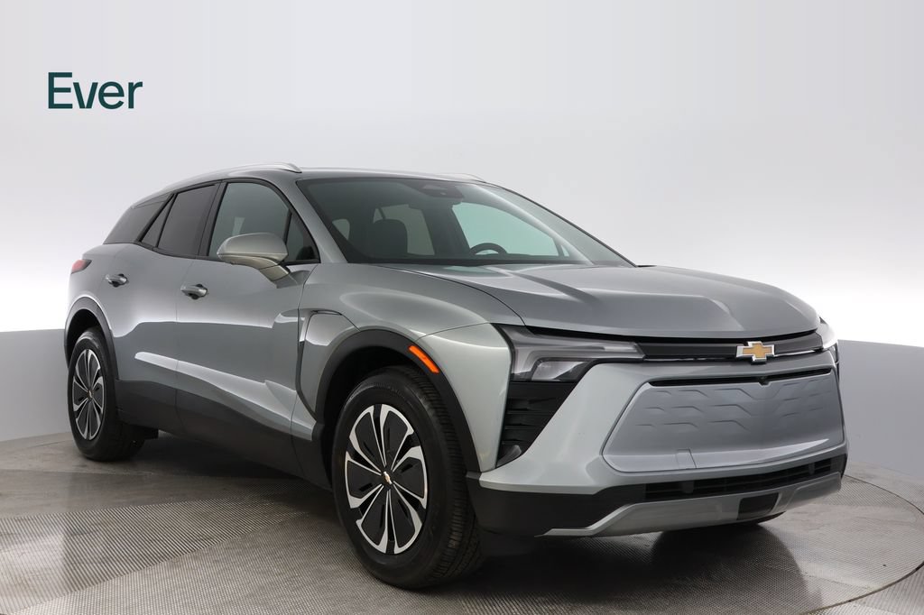 Used 2024 Chevrolet Blazer EV LT AWD/4WD image 13
