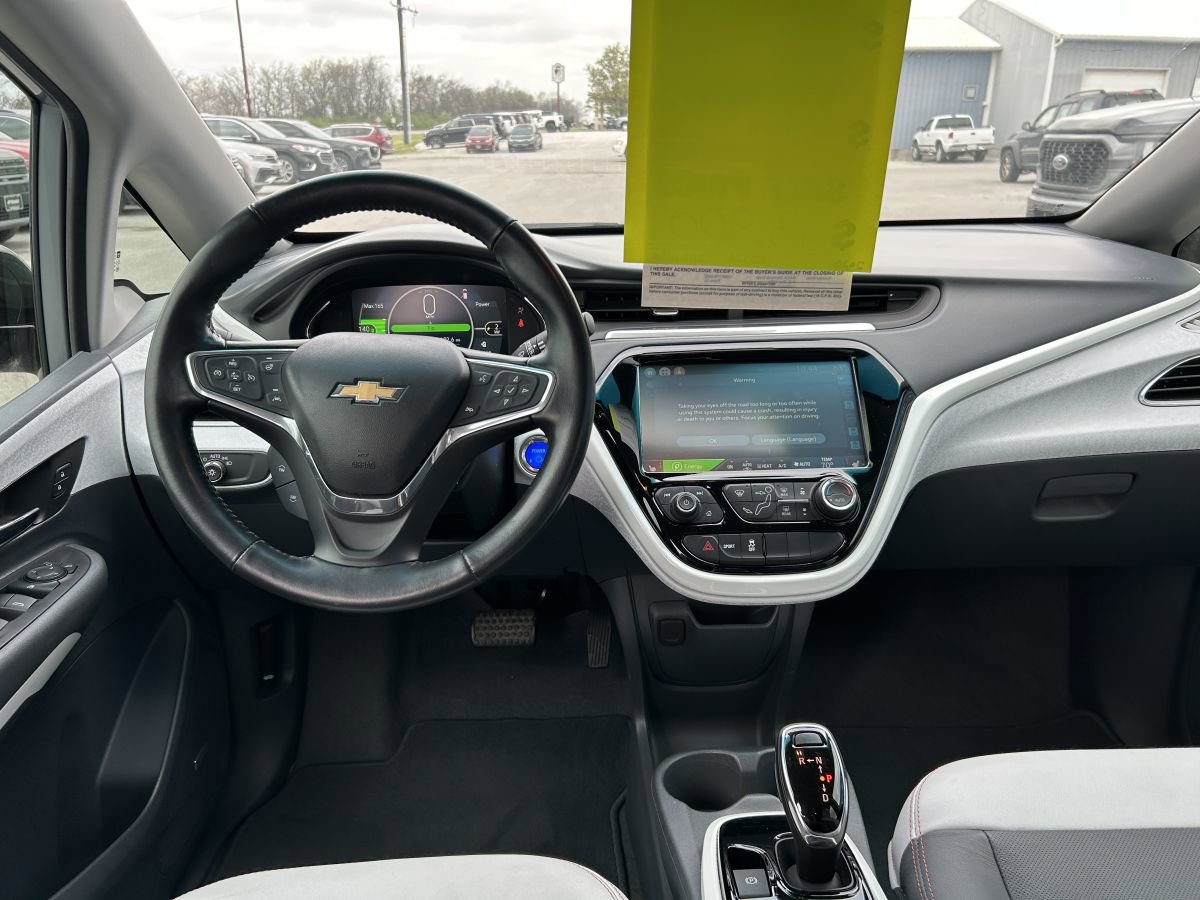 Used 2020 Chevrolet Bolt Premier w/ Infotainment Package image 11
