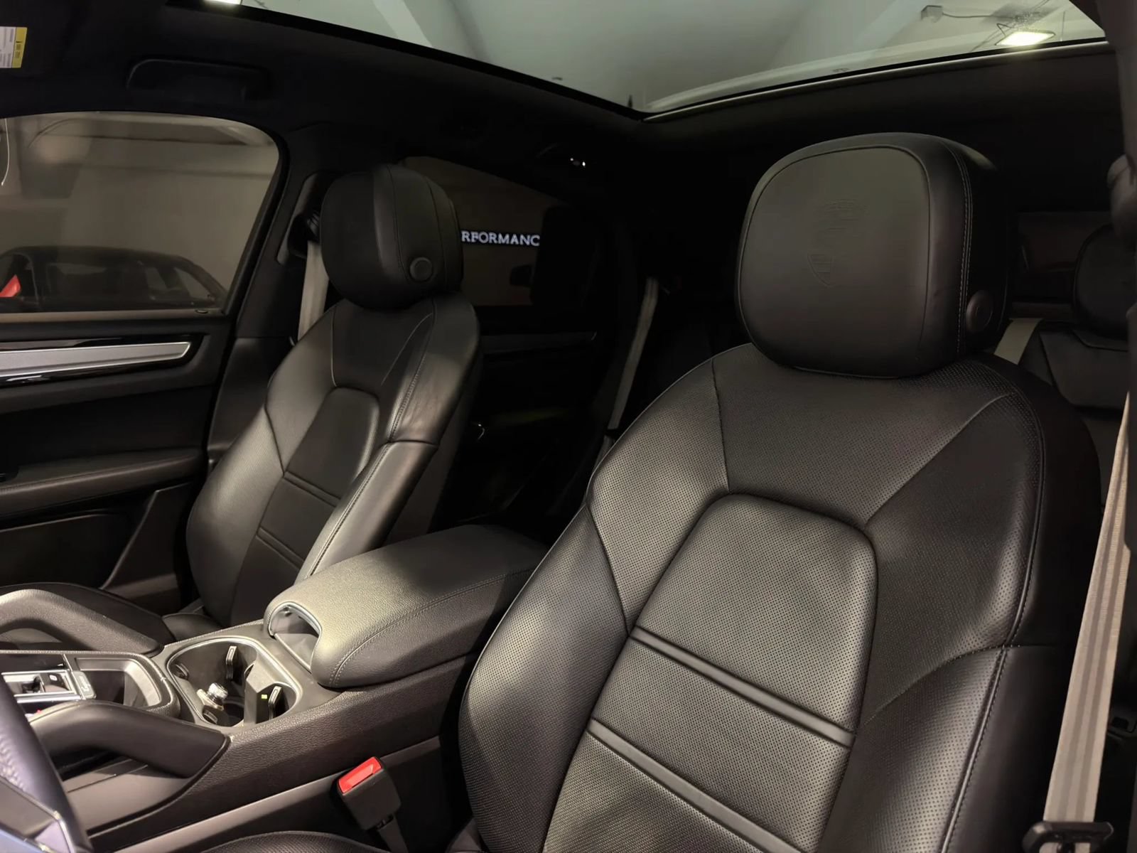 Used 2022 Porsche Cayenne S Platinum AWD/4WD image 16