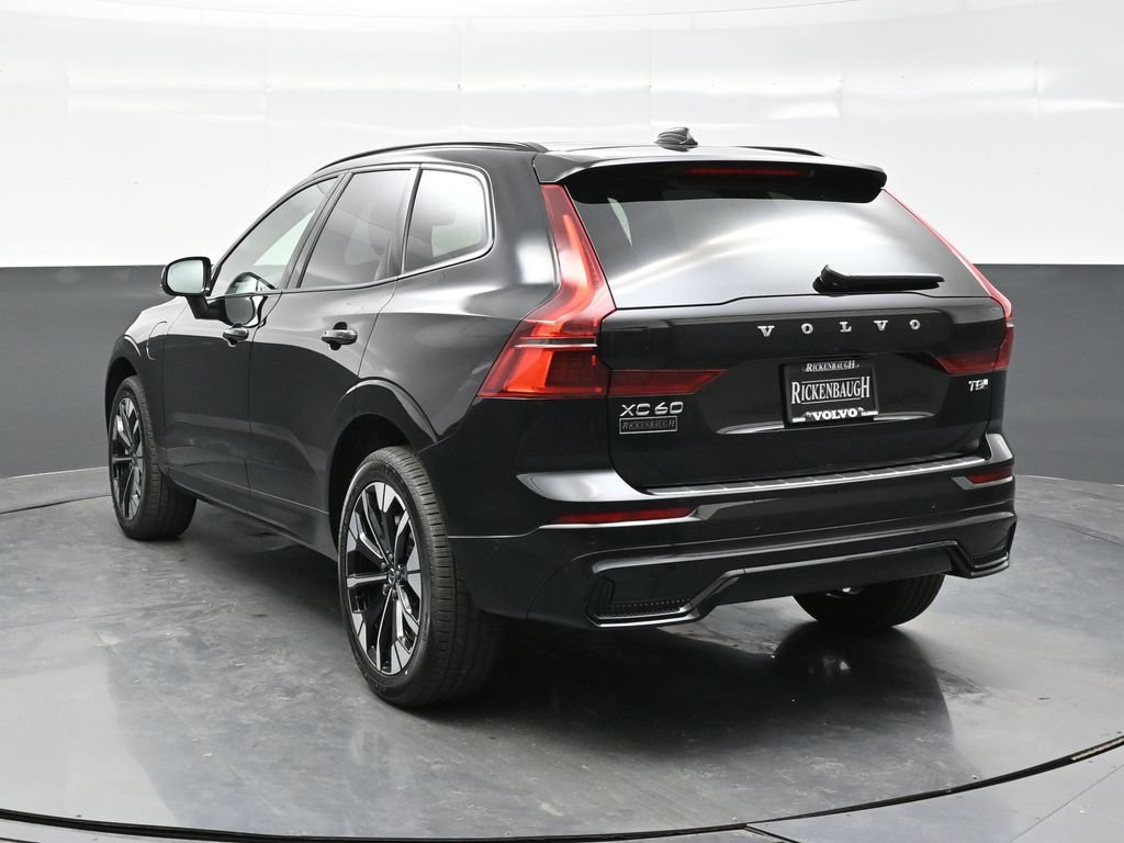 New 2026 Volvo XC60 T8 Plus w/ Climate Package PRO AWD/4WD image 5
