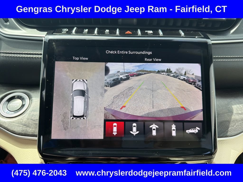 Used 2023 Jeep Grand Cherokee L Limited w/ Luxury Tech Group II AWD/4WD image 31
