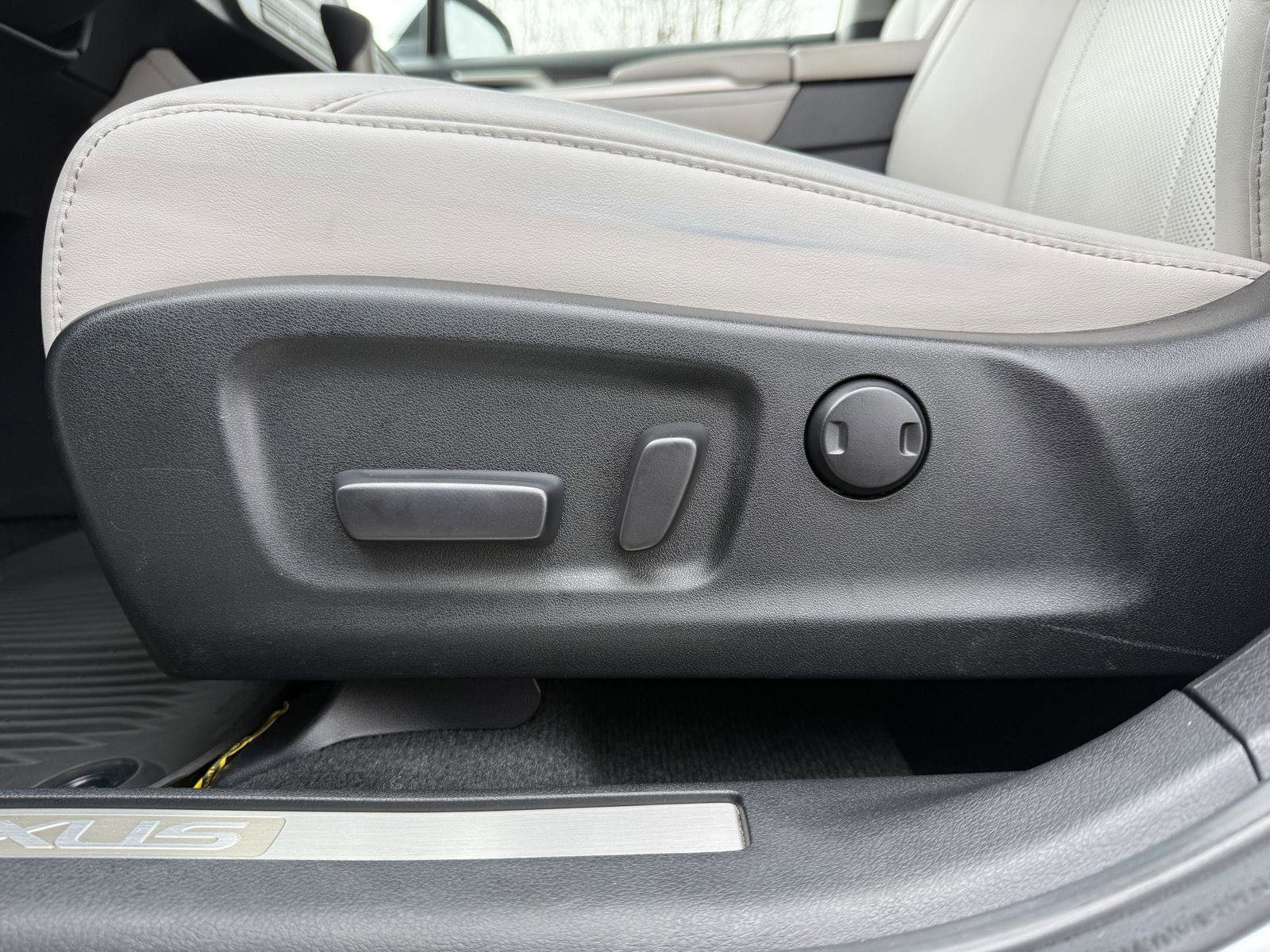 Certified 2021 Lexus RX 350 AWD w/ Premium Package image 10