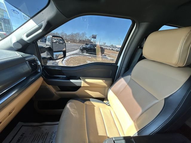 Used 2024 Ford F350 Lariat w/ Chrome Package image 13