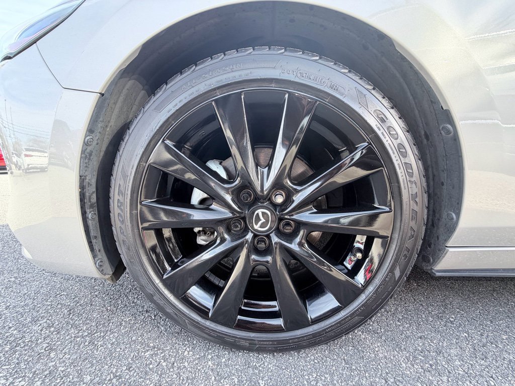 Used 2022 MAZDA MAZDA3 s AWD/4WD image 29