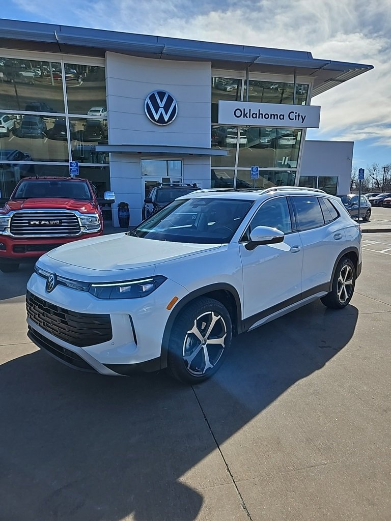 New 2026 Volkswagen Tiguan SE