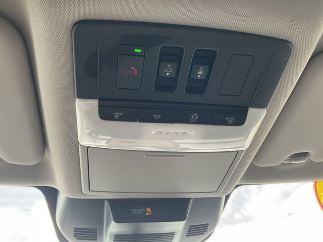 Certified 2023 Nissan Rogue SV w/ SV Premium B Package image 17