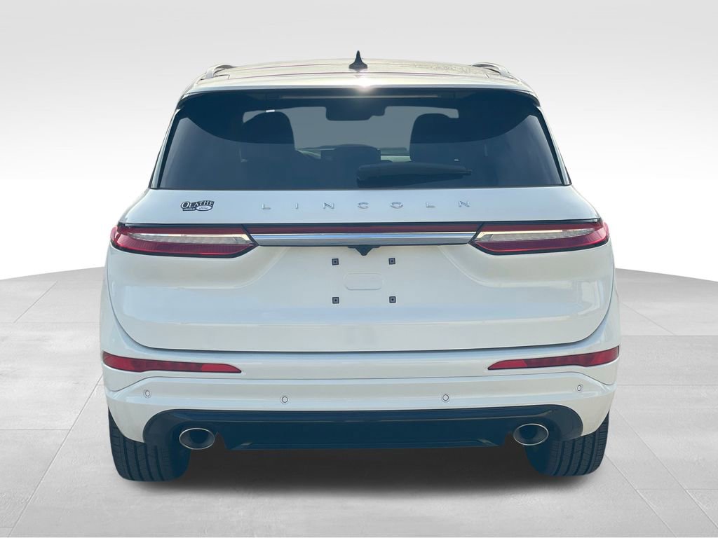 New 2025 Lincoln Corsair Reserve w/ Jet Appearance Package image 4