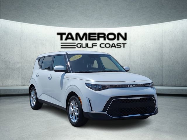 Used 2024 Kia Soul LX w/ Option Group 015 image 9