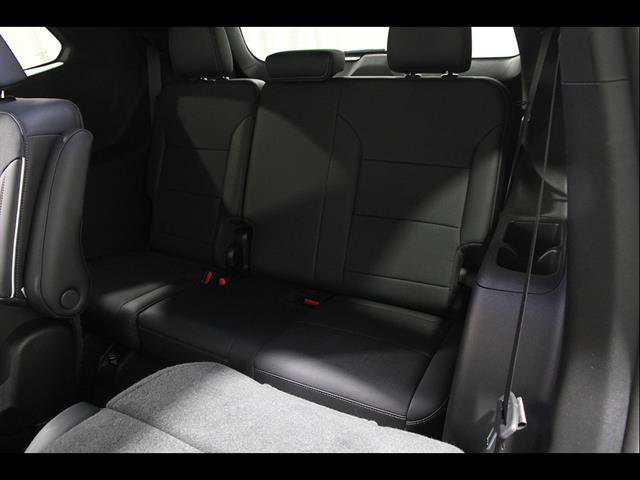 Used 2026 Buick Enclave Preferred AWD/4WD image 18