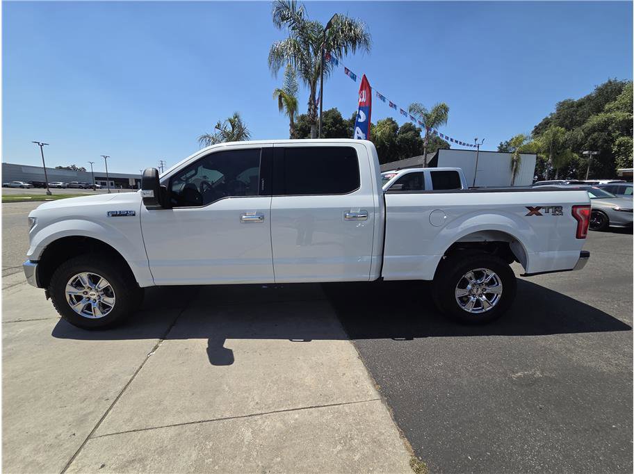 Used 2017 Ford F150 XLT w/ Equipment Group 302A Luxury AWD/4WD image 8