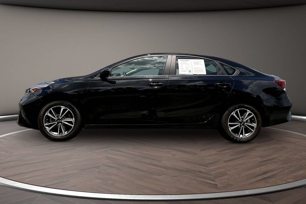 Used 2024 Kia Forte LXS FWD image 8