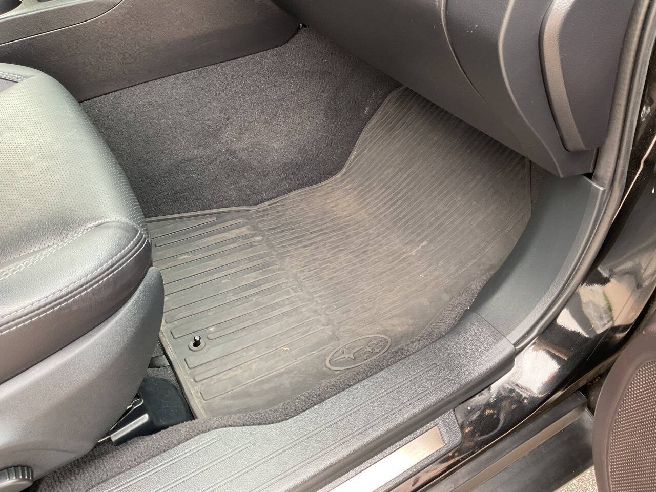 Used 2018 Subaru Outback 3.6R Limited AWD/4WD image 45