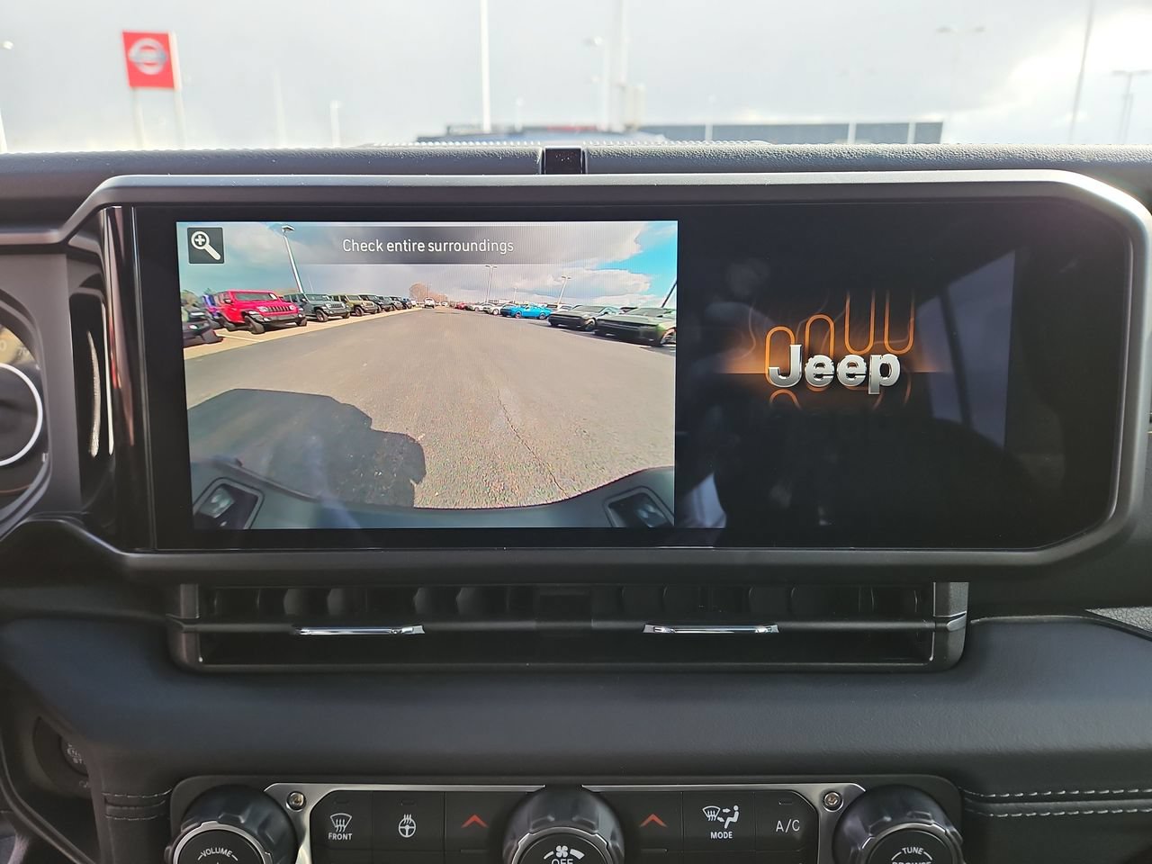 New 2026 Jeep Gladiator Mojave AWD/4WD image 24