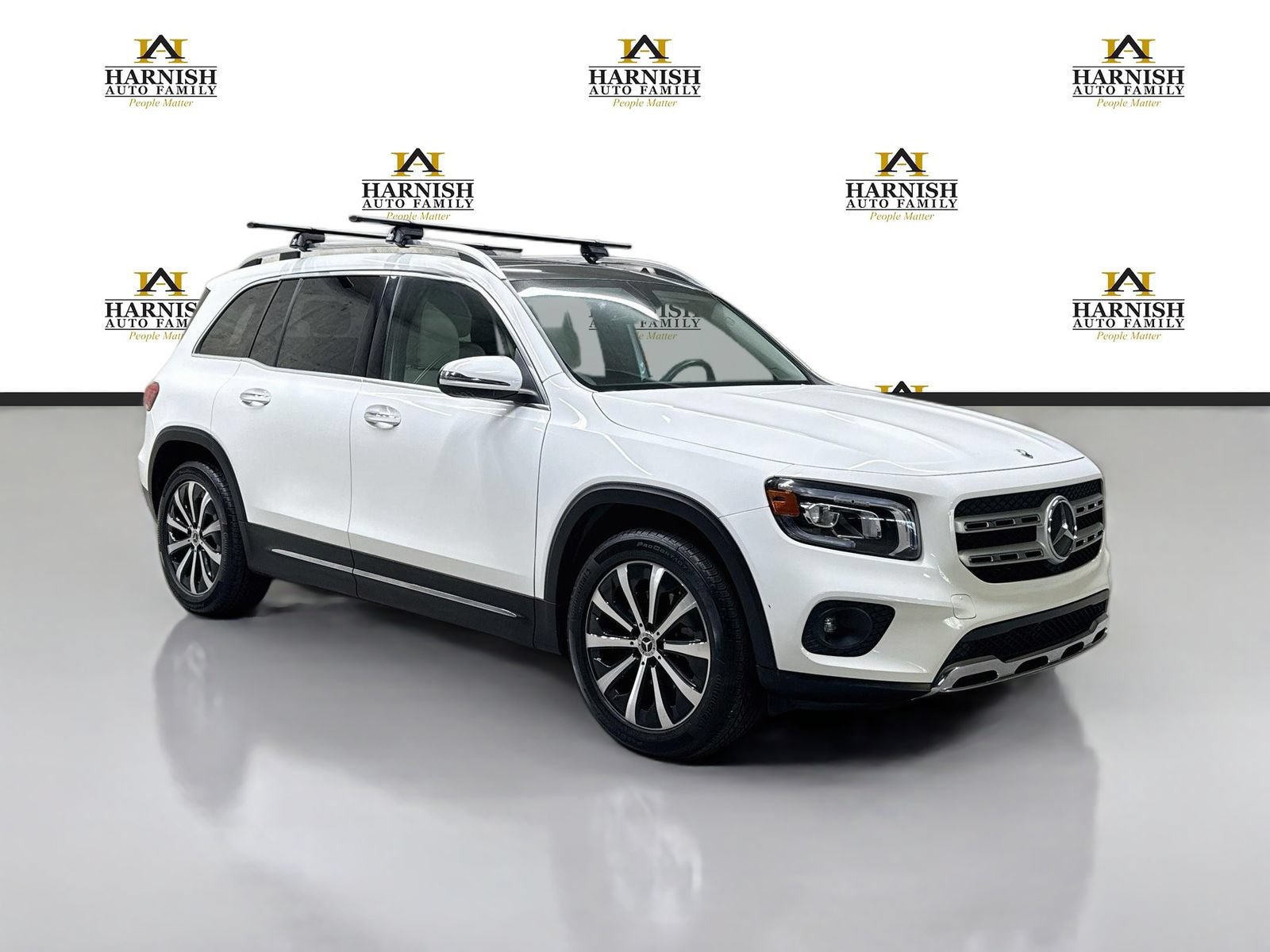 Used 2022 Mercedes-Benz GLB 250 4MATIC image 3