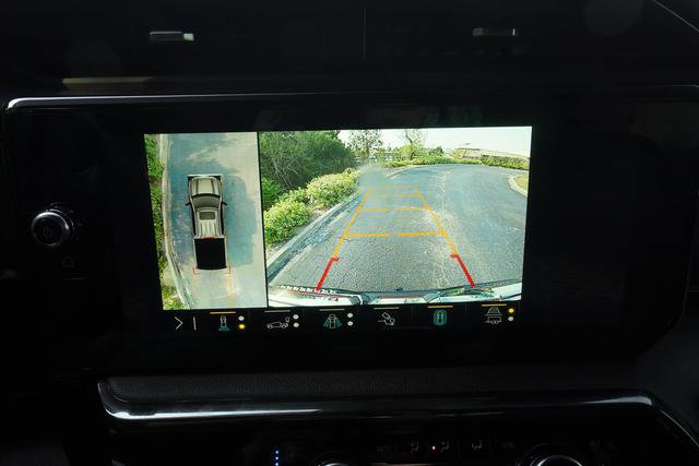 Used 2023 GMC Sierra 1500 AT4 w/ AT4 Premium Package image 21