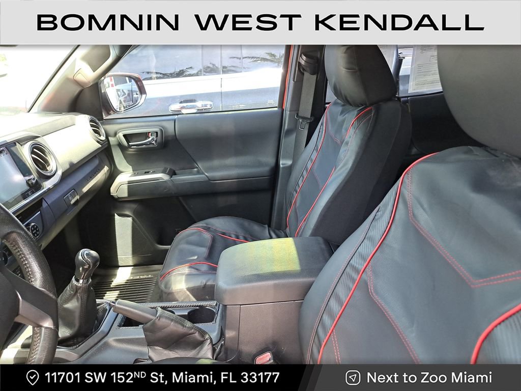 Used 2017 Toyota Tacoma SR image 14