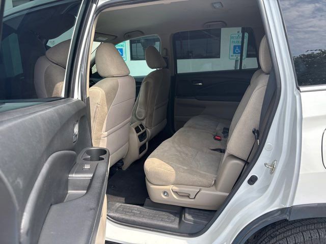 Used 2020 Honda Pilot EX image 21