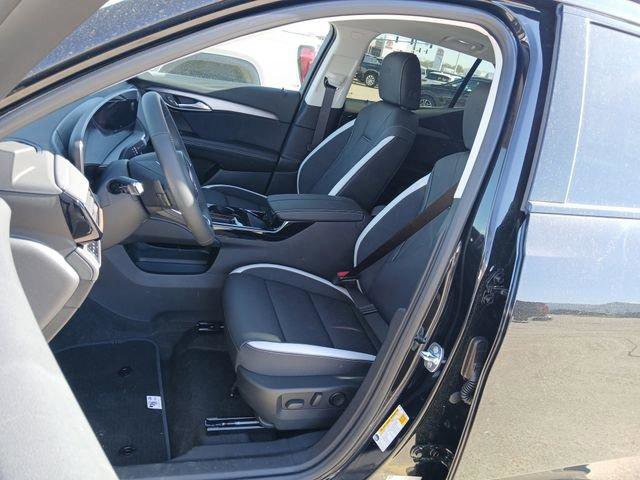 New 2026 Buick Envision Sport Touring image 9