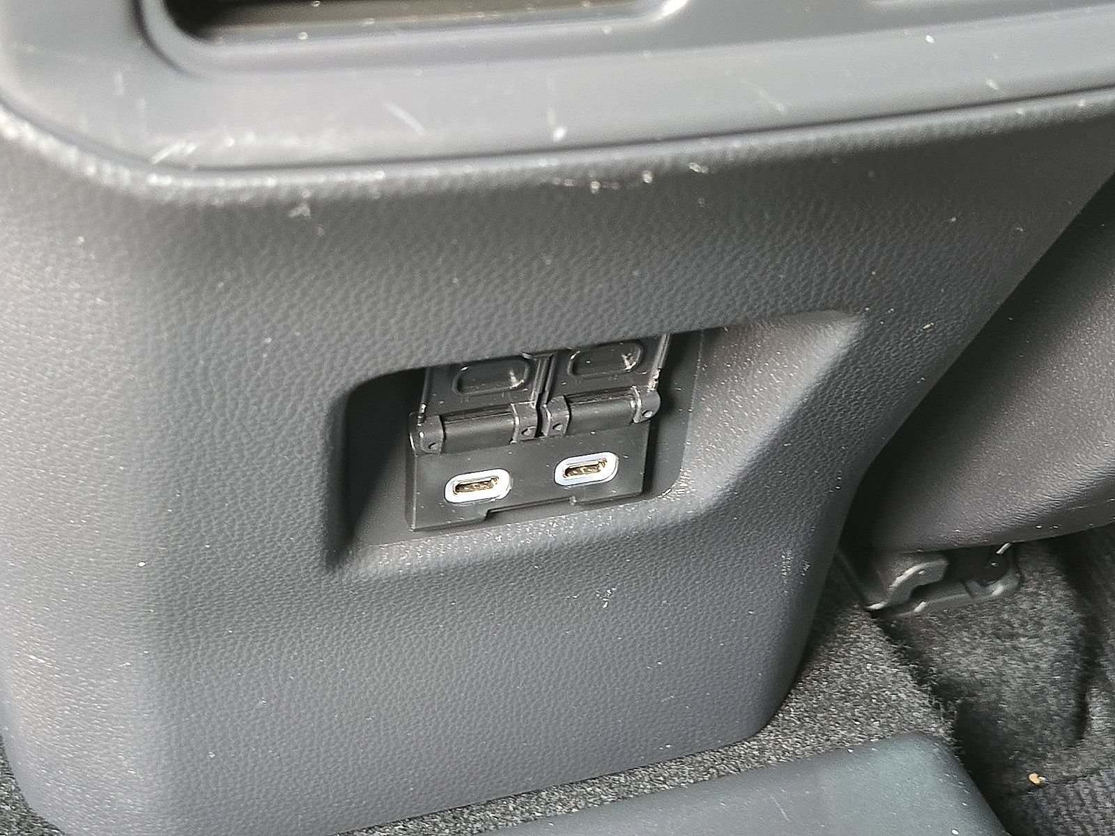 Used 2023 Toyota RAV4 XSE AWD/4WD image 19