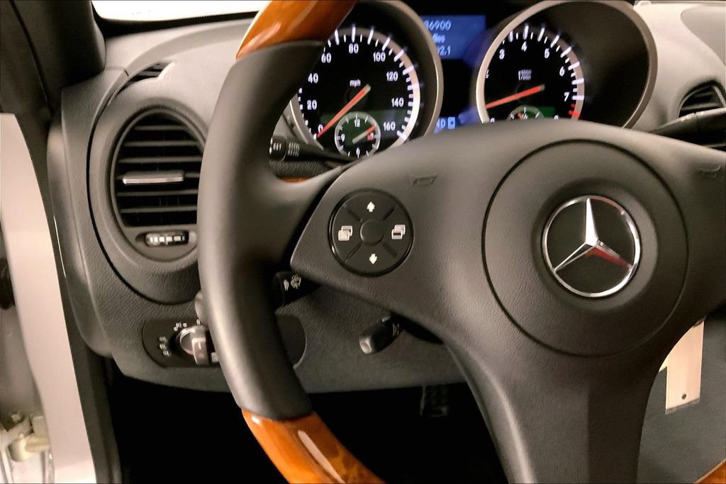 Used 2010 Mercedes-Benz SLK 350 image 15
