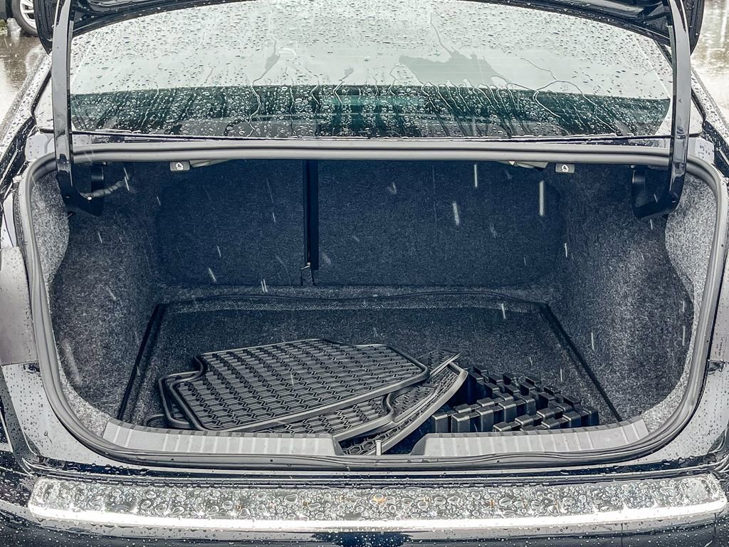 Used 2025 Volkswagen Jetta GLI Autobahn image 34