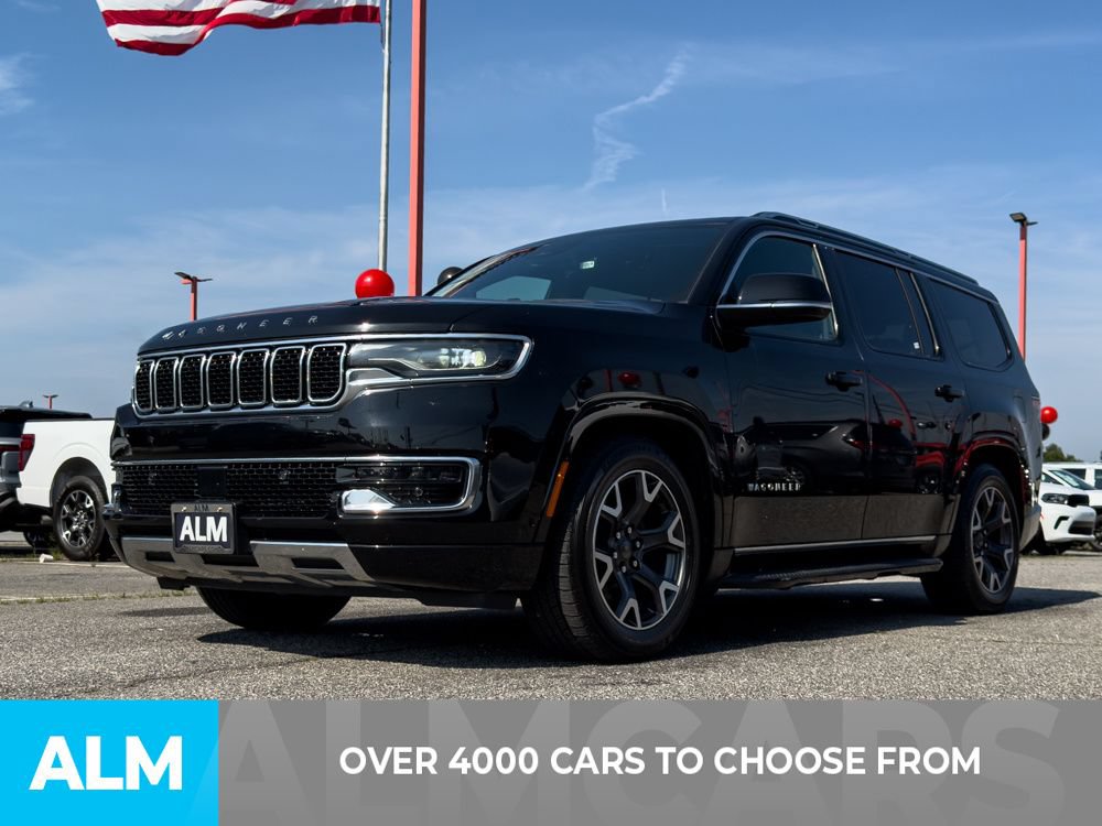 Used 2023 Jeep Wagoneer Series III w/ Preferred Equipment Group AWD/4WD image 2