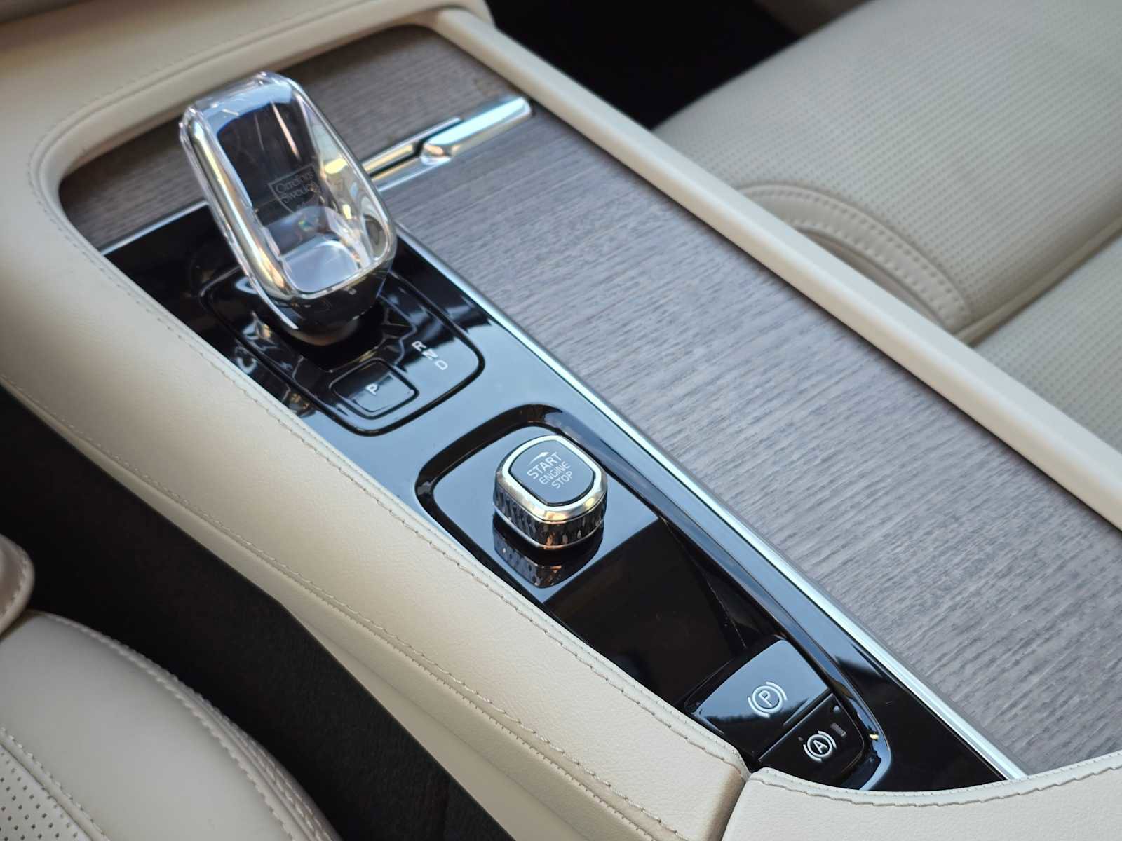 Used 2023 Volvo XC90 T8 Ultimate w/ Protection Package Premier image 26