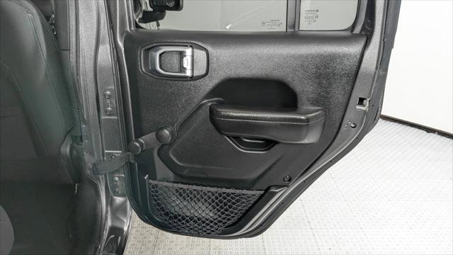 Used 2018 Jeep Wrangler Unlimited Sport image 19