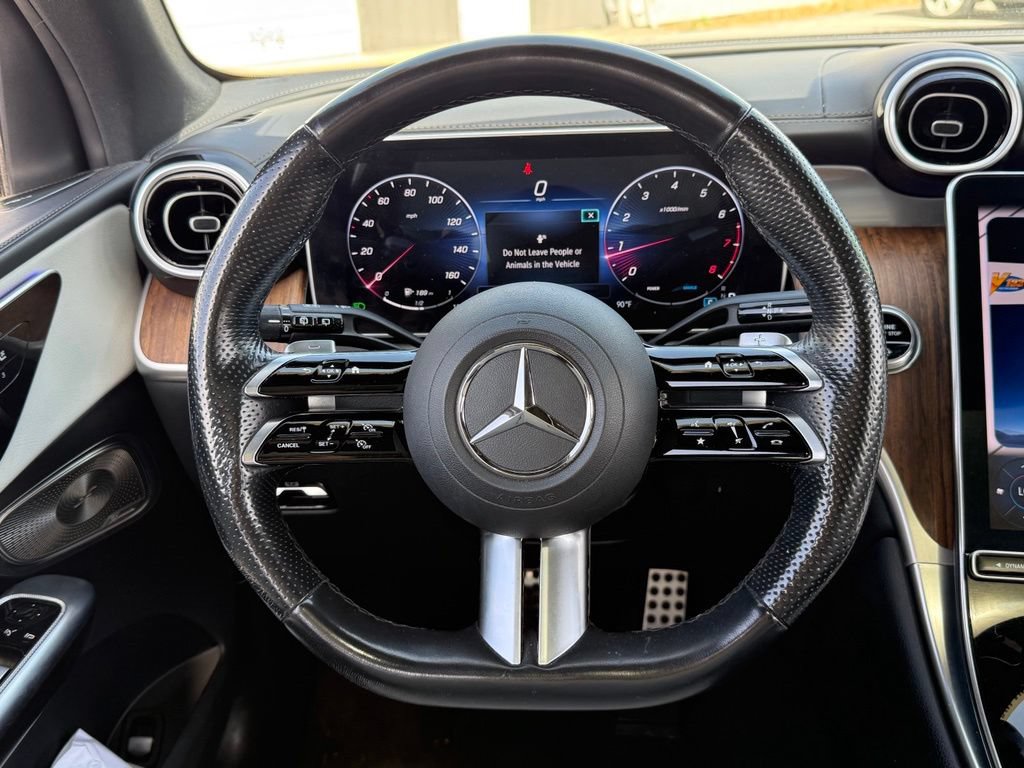 Used 2024 Mercedes-Benz GLC 300 4MATIC image 16