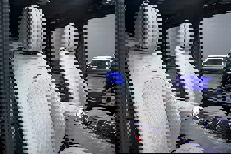 Used 2025 Mercedes-Benz G 63 AMG AMG G 63 image 17