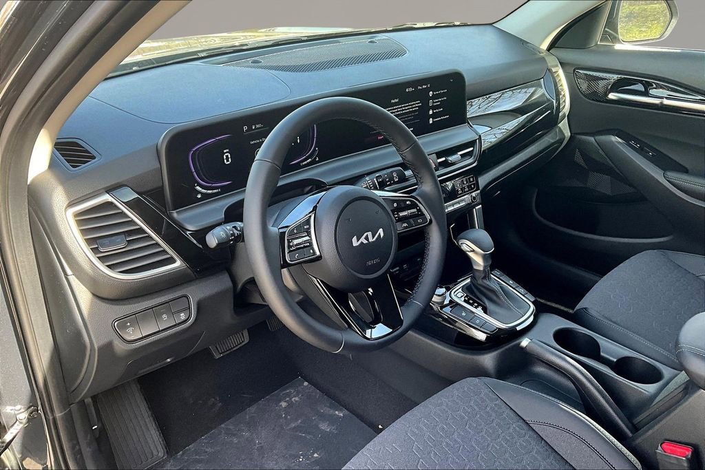 New 2026 Kia Seltos S AWD/4WD image 7