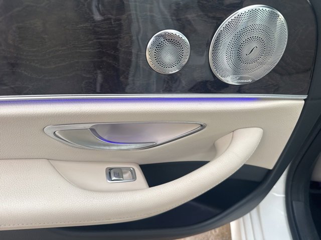 Used 2017 Mercedes-Benz E 300 image 30